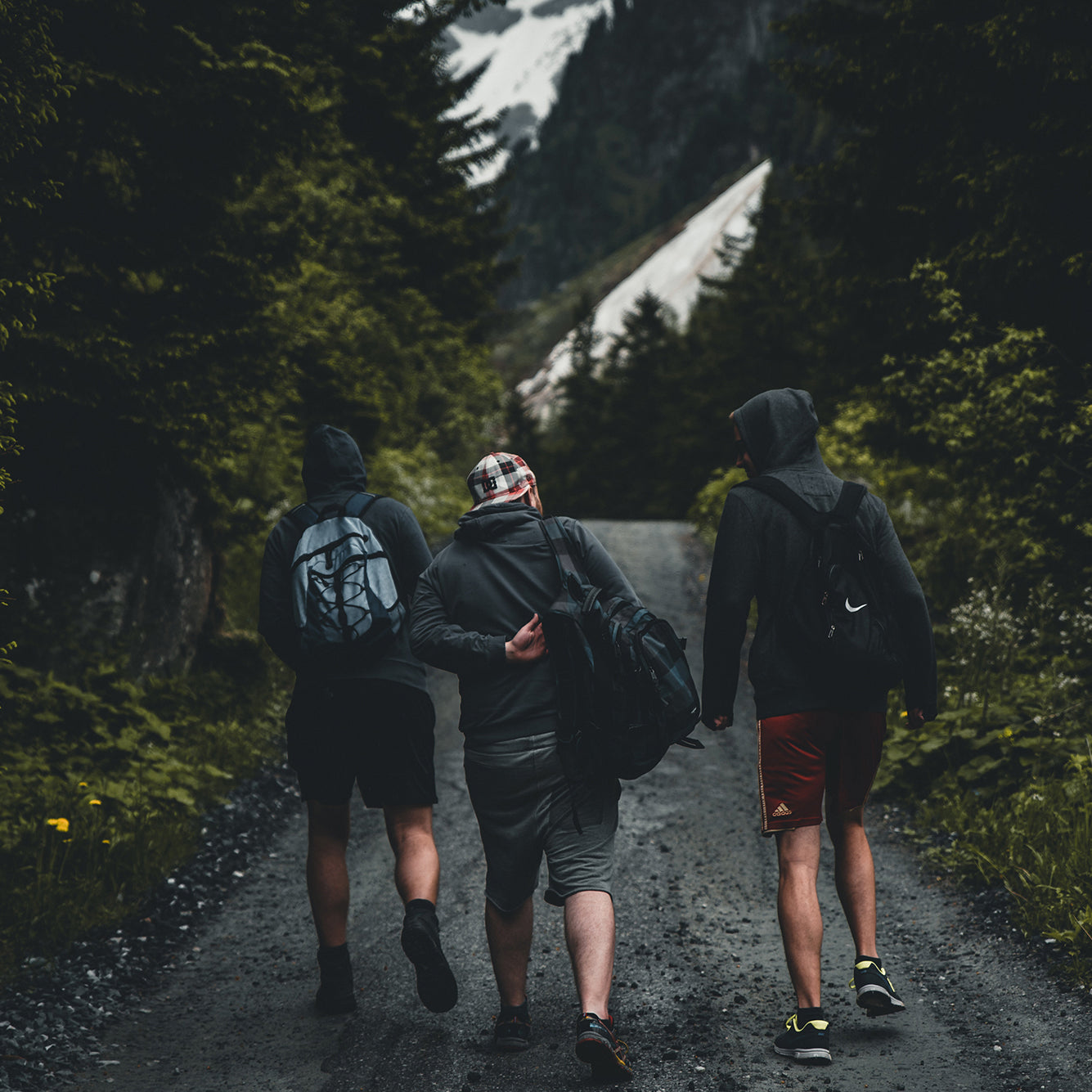 How to Embrace Minimalist Travelling and Pack Less