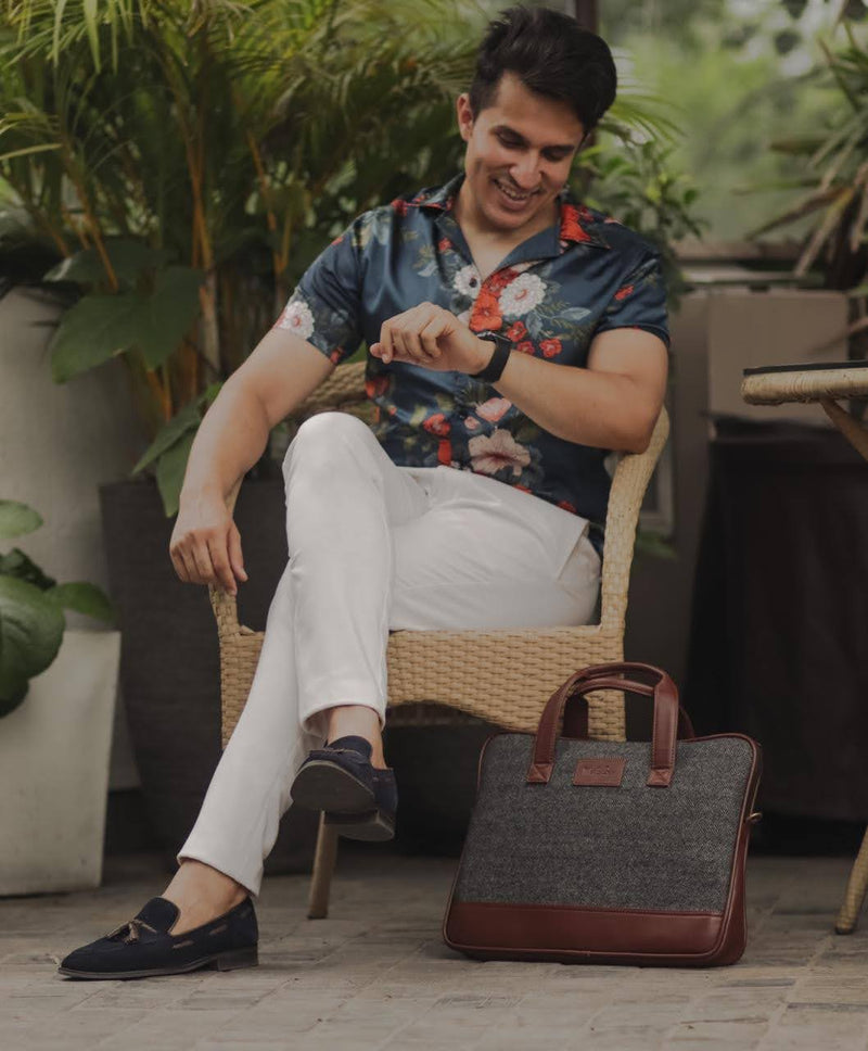Vegan and Tweed Laptop Messenger Bag - Beige Retro Checks